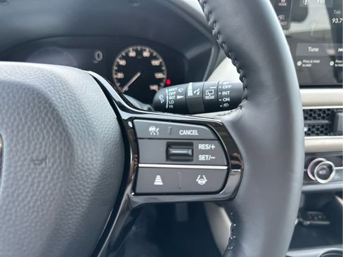 New 2026 Honda HR-V EX-L image 28