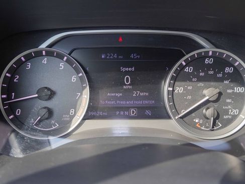 Used 2024 Nissan Frontier S w/ S Utility Package image 18