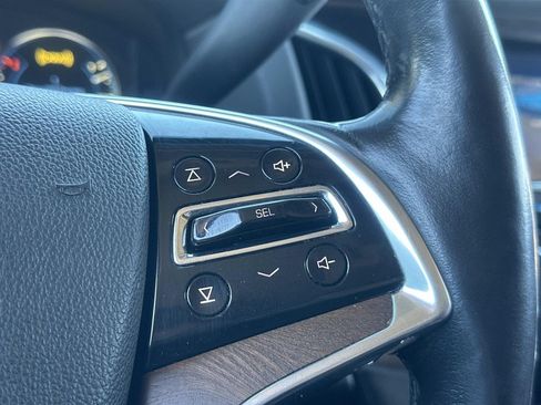 Used 2015 Cadillac Escalade Luxury image 18