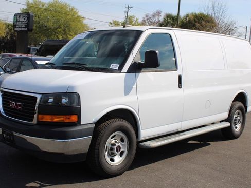 Used 2023 GMC Savana 2500 w/ Driver Convenience Package RWD image 11