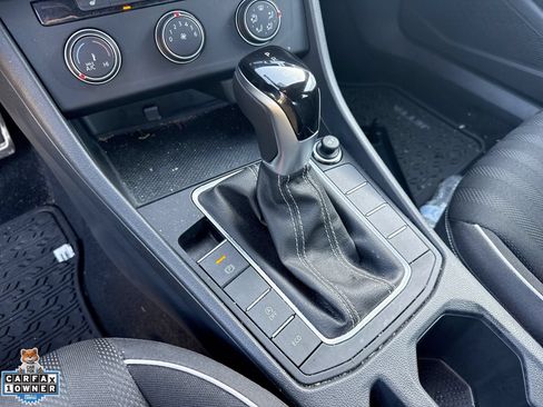 Used 2024 Volkswagen Jetta Sport FWD image 21