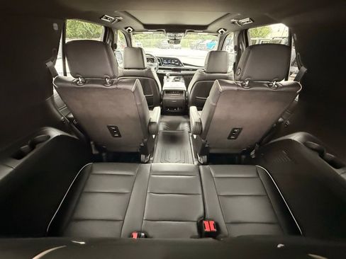 Used 2023 Cadillac Escalade Sport w/ LPO, ONYX Package AWD/4WD image 40