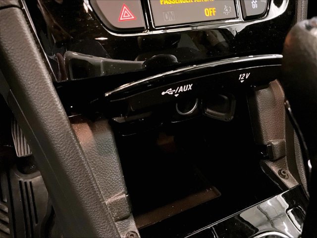 Used 2019 Buick Encore Sport Touring w/ Safety Package AWD/4WD image 31