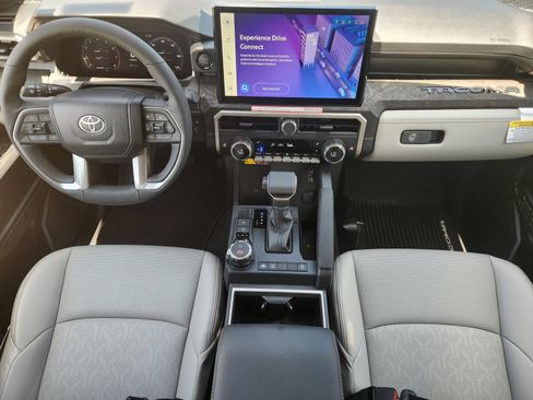 Used 2026 Toyota Tacoma Limited AWD/4WD image 24