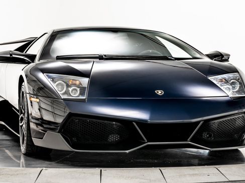 Used 2010 Lamborghini Murcielago LP 670-4 SV image 47