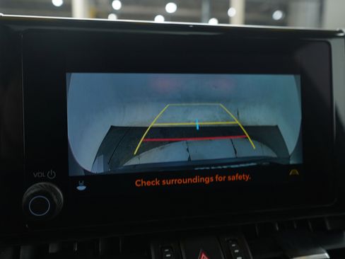 Used 2025 Toyota RAV4 XLE Premium w/ Weather Package image 31