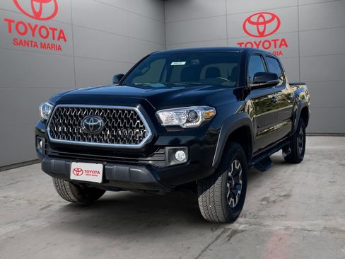 Used 2019 Toyota Tacoma TRD Off-Road AWD/4WD image 9