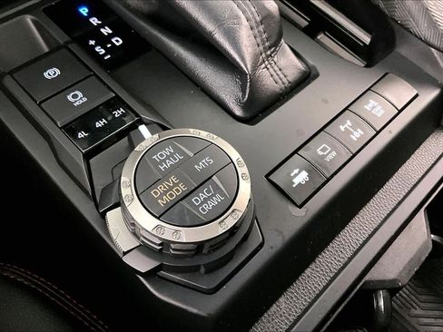 Used 2025 Toyota Tacoma TRD Pro image 31