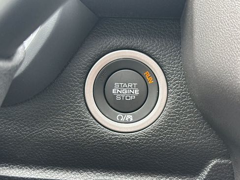 New 2026 RAM 2500 Big Horn AWD/4WD image 23
