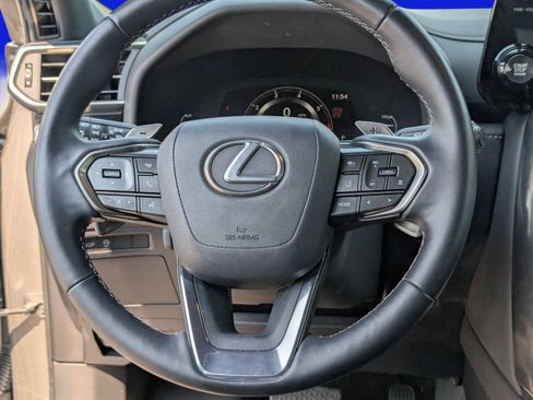 Used 2023 Lexus LX 600 4WD w/ Appearance Package image 16