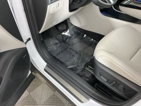 Used 2025 Hyundai Tucson Limited image 16