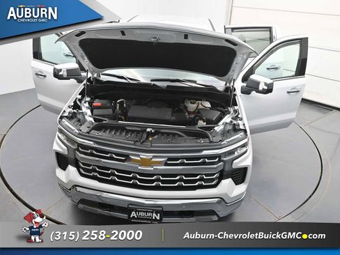 Used 2023 Chevrolet Silverado 1500 LTZ AWD/4WD image 36
