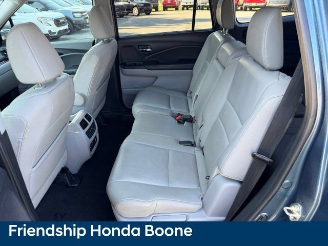 Used 2017 Honda Pilot Touring image 35