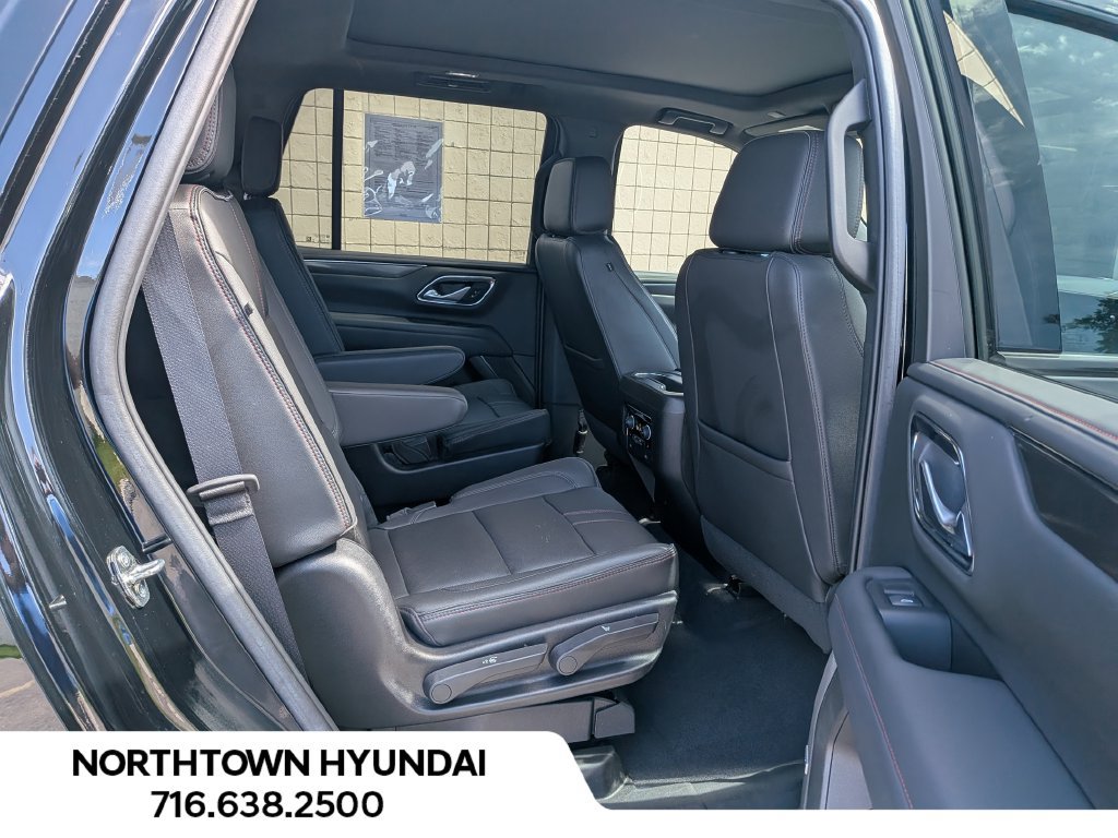 Used 2022 Chevrolet Tahoe RST w/ Luxury Package AWD/4WD image 35