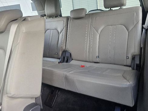 Used 2018 Ford Expedition Limited AWD/4WD image 7