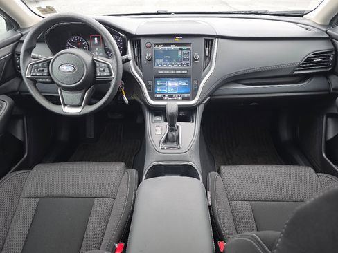 Used 2024 Subaru Outback 2.5i image 2
