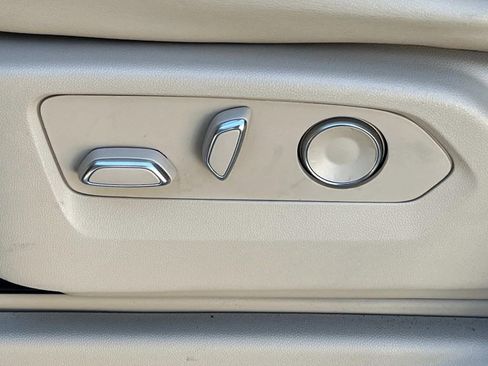 Certified 2021 Cadillac Escalade Premium Luxury w/ Driver Assist Tech Package image 28