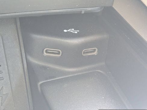 Certified 2024 Mercedes-Benz GLS 450 4MATIC image 9