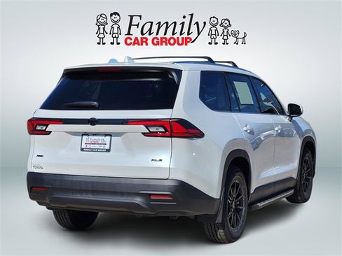 New 2026 Toyota Grand Highlander XLE image 4