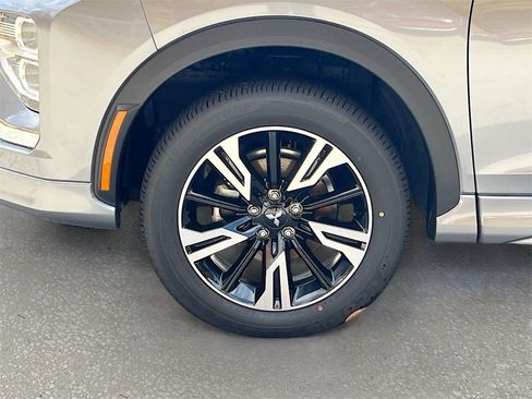 New 2025 Mitsubishi Eclipse Cross SEL image 28