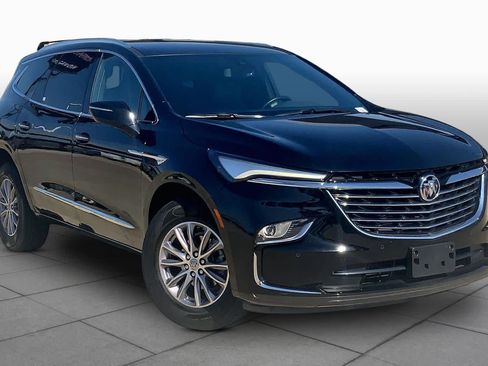 Certified 2023 Buick Enclave Essence AWD/4WD image 3