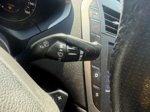 Used 2013 Lincoln MKZ AWD image 24