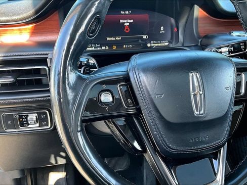 Used 2021 Lincoln Aviator Reserve w/ Equipment Group 210A AWD/4WD image 20
