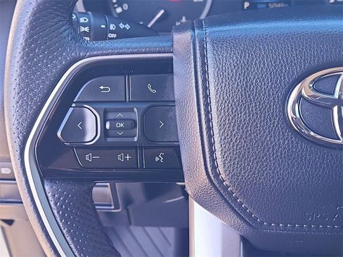 Used 2023 Toyota Tundra Limited image 22