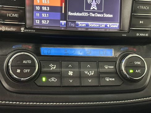 Used 2016 Toyota RAV4 XLE FWD image 19