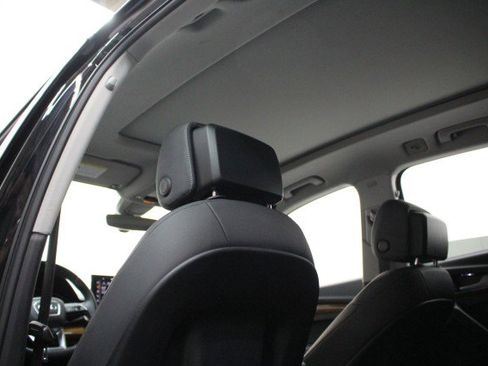 Used 2021 Audi Q5 Premium Plus image 27