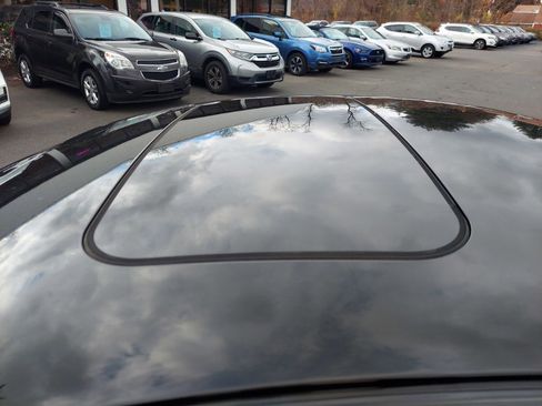 Used 2015 Volvo S60 T5 Premier w/ Climate Package image 17