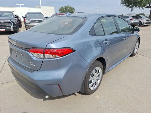 Used 2026 Toyota Corolla LE FWD image 6