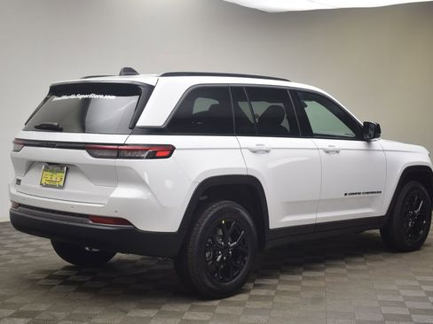 New 2026 Jeep Grand Cherokee 4WD image 5