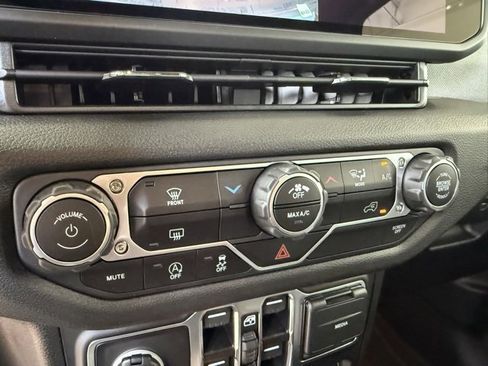 New 2025 Jeep Wrangler Sport S image 19