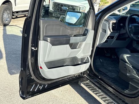 Certified 2024 Ford F150 XLT w/ Mobile Office Package image 13