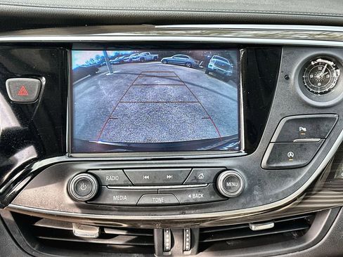 Certified 2020 Buick Envision Essence w/ Experience Buick Package image 15