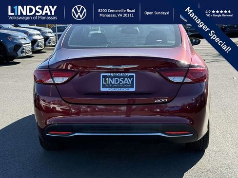Used 2015 Chrysler 200 Limited image 5