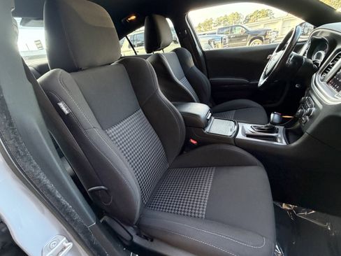 Used 2022 Dodge Charger GT w/ Blacktop Package image 17