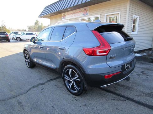 Used 2020 Volvo XC40 T5 Inscription w/ Protection Package Premier image 3