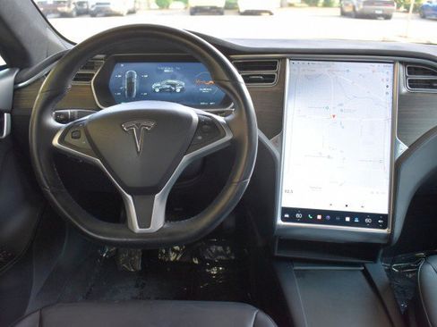 Used 2016 Tesla Model S AWD image 10