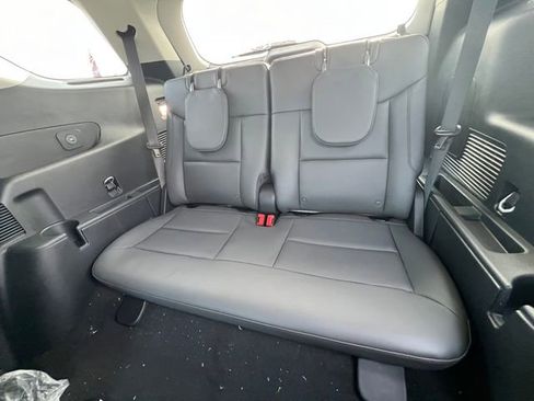 New 2026 Ford Explorer Active w/ Active Comfort Package image 15