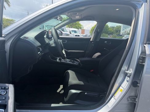 Used 2024 Honda Civic LX image 8
