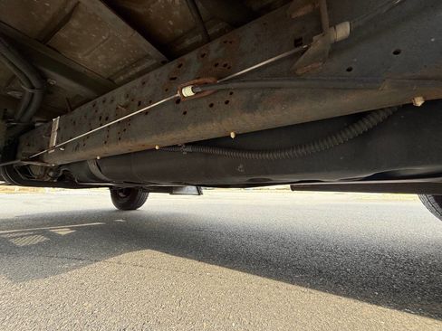 Used 2014 Ford E-350 and Econoline 350 Extended Super Duty w/ Power Group image 33