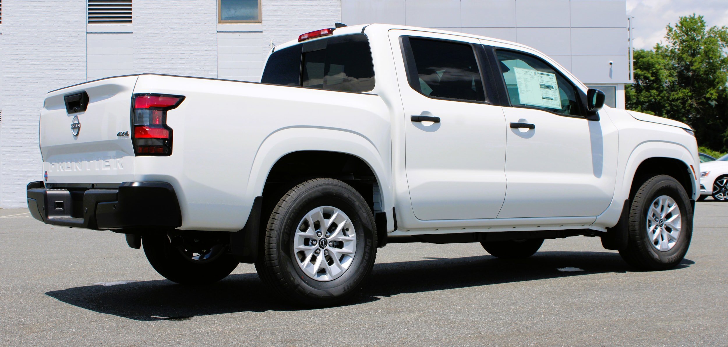 Used 2026 Nissan Frontier S AWD/4WD image 7