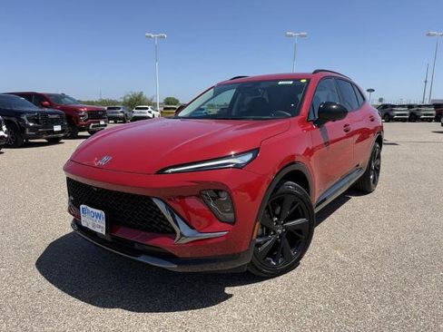 New 2025 Buick Envision Sport Touring image 3