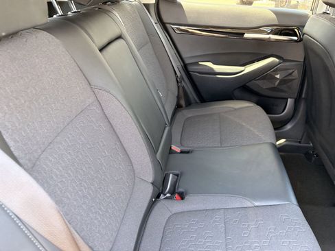 Used 2025 Kia Seltos S FWD image 13
