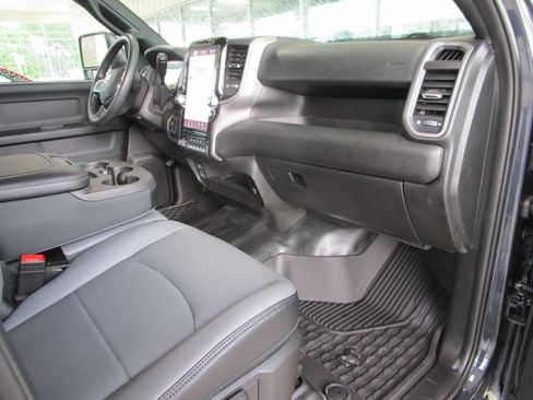 New 2026 RAM 3500 Tradesman AWD/4WD image 29