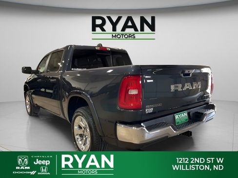 Used 2025 RAM 1500 Big Horn AWD/4WD image 5