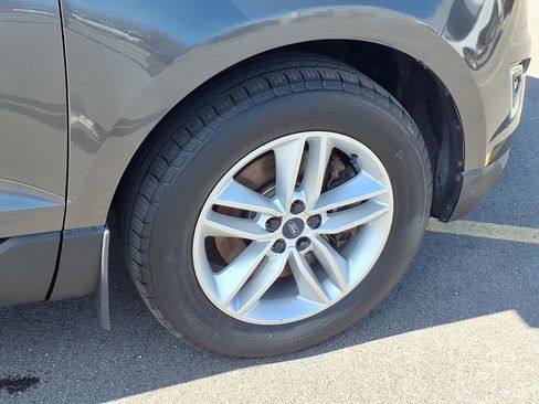 Used 2017 Ford Edge SEL image 28