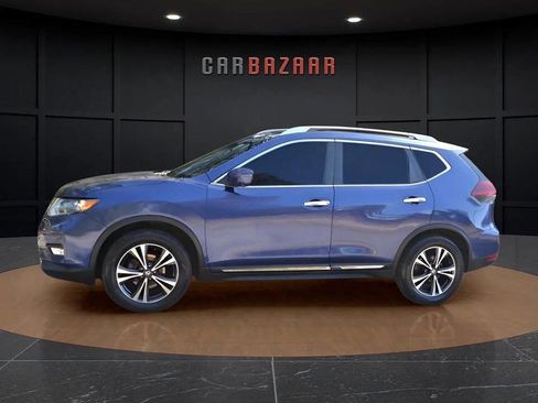 Used 2018 Nissan Rogue SL image 3